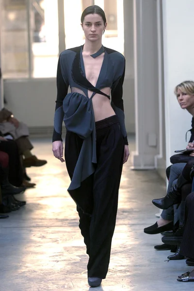 Look 32